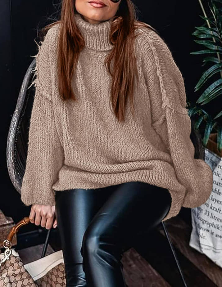 Chic Oversized Turtleneck Sweater™