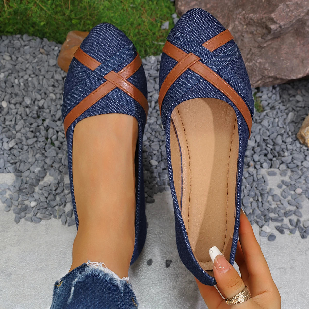 Elegant Comfort Ballet Flats™