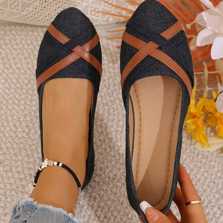Elegant Comfort Ballet Flats™